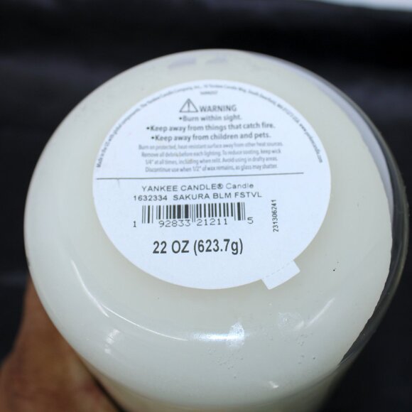 Yankee Candle Sakura Blossom Festival Scented Medium JAR 22oz - Picture 4 of 4